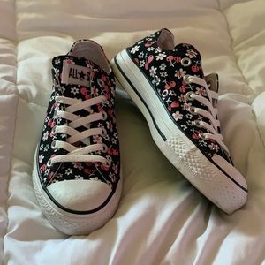 Cutest Converse Ever! 👟